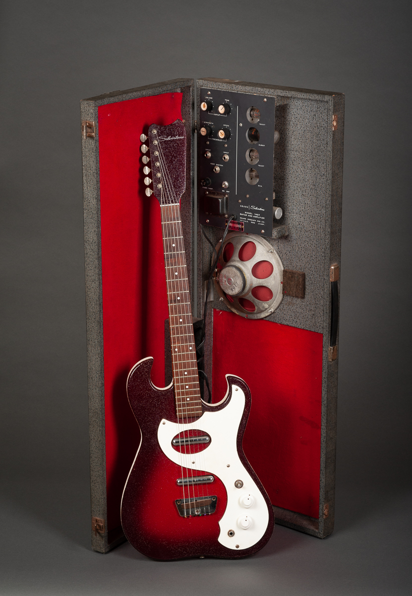 Silvertone Model 1457 (Guitar & Amp)