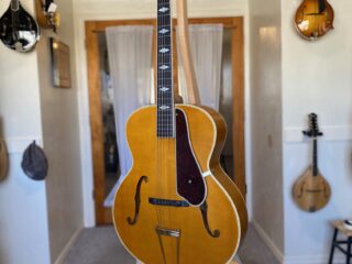 Epiphone Masterbuilt DeLuxe