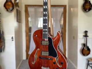 Eastman AR 372